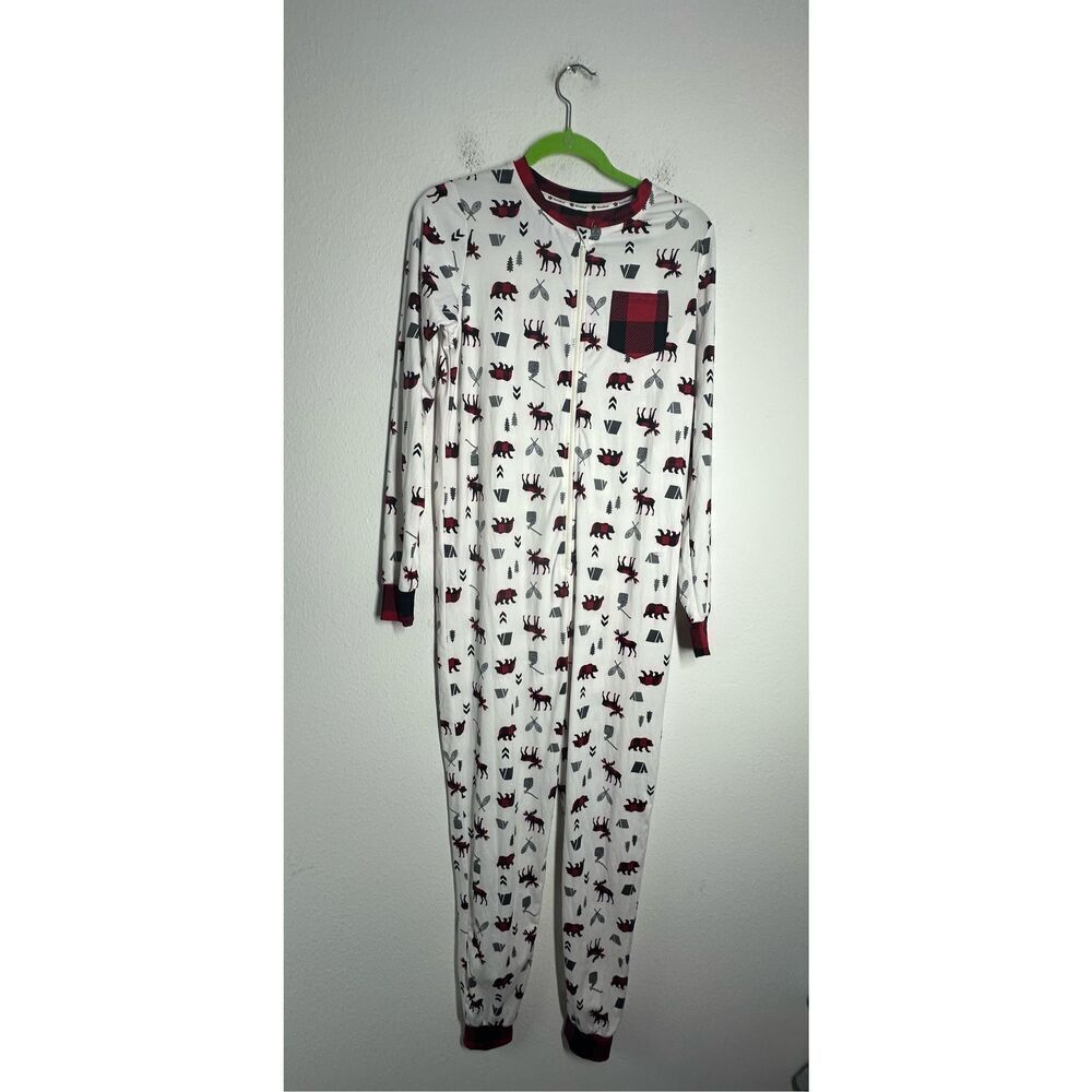 Canadiana Kids Pajama Size XL (14-16) See Description